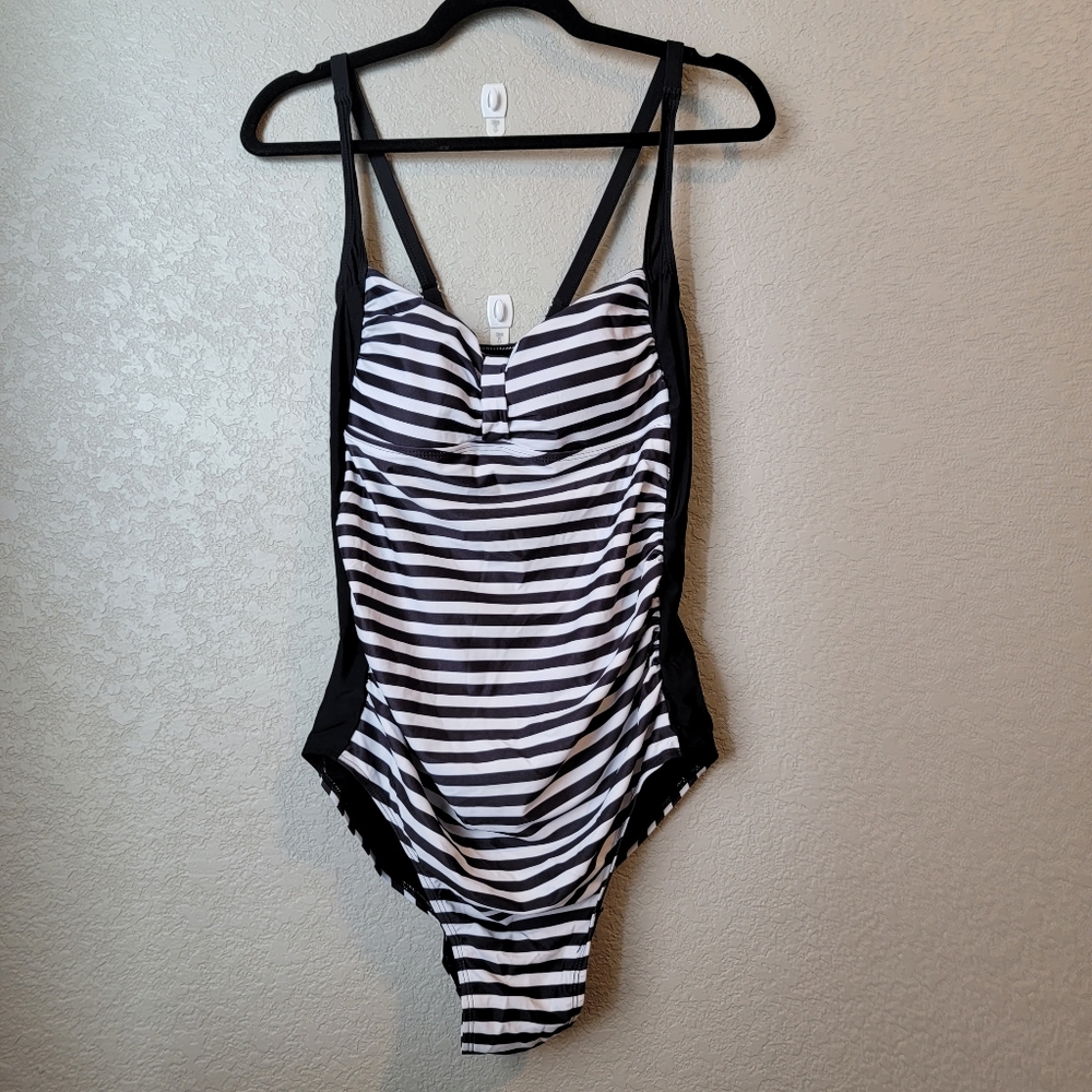 NWT Womens Hello Summer Blk/Wh Stripe One Piece XL